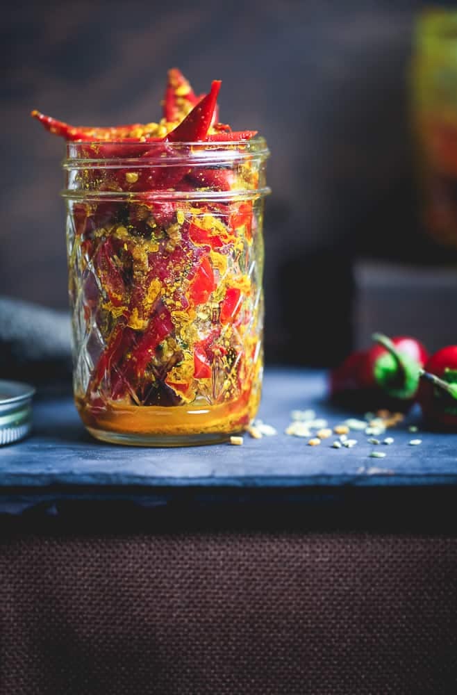 Jeni red chilli pickle